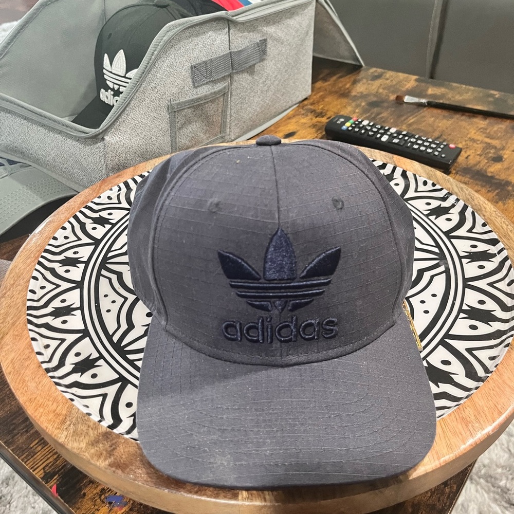 Adidas Men's Dark Gray Cap